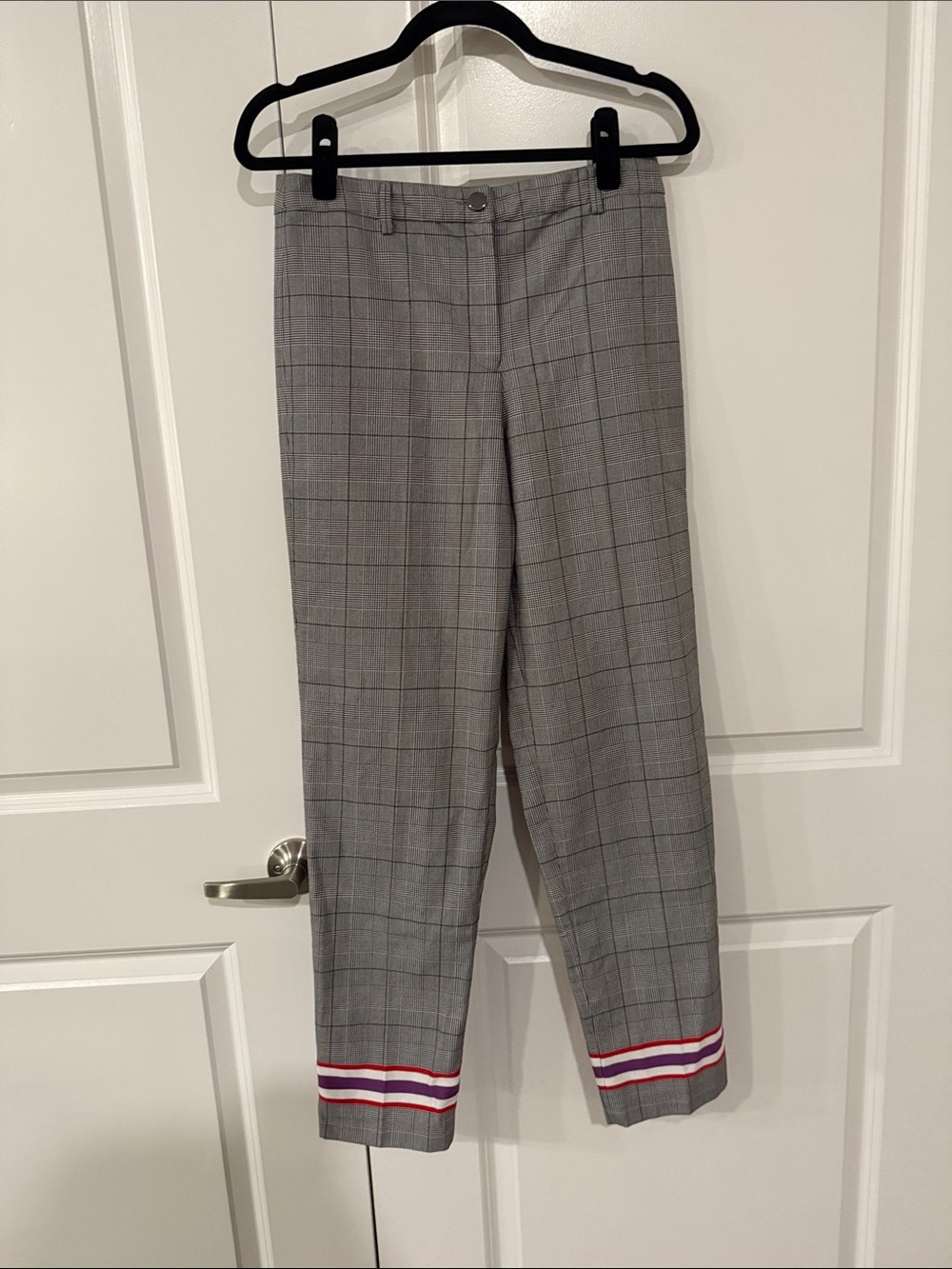Emporio Armani Gray Plaid Women's Trousers with Striped Cuff